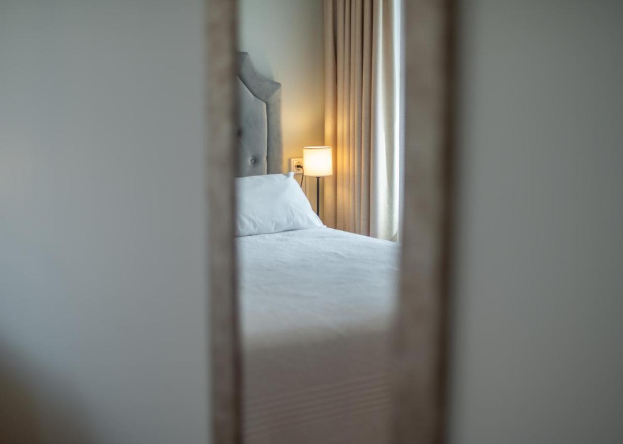 Logis Hotel Restaurante La Casa De Juansabeli Arenas De Cabrales Ngoại thất bức ảnh